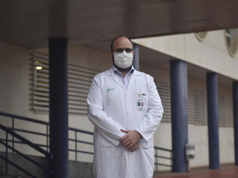 Íñigo Royo deja la dirección del Hospital San Jorge de Huesca tras haber gestionado el centro desde el inicio de la pandemia.