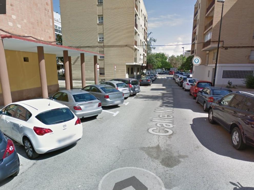 La detención del joven por conducir drogado se ha producido en la calle de Monasterio de Nuestra Señora de Monlora en Zaragoza.