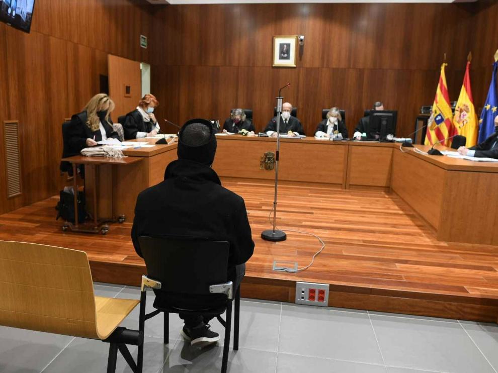 El acusado, durante el juicio celebrado el 11 de enero de 2022 en la Audiencia de Zaragoza.