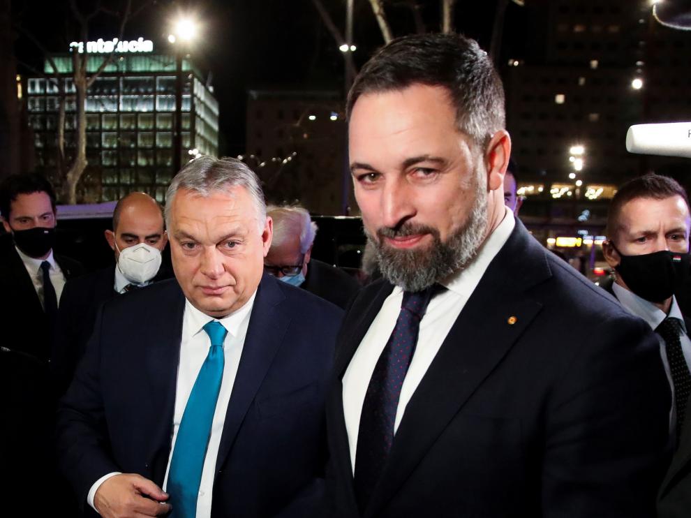 El líder de Vox, Santiago Abascal, junto al primer ministro de Hungría, Viktor Orban