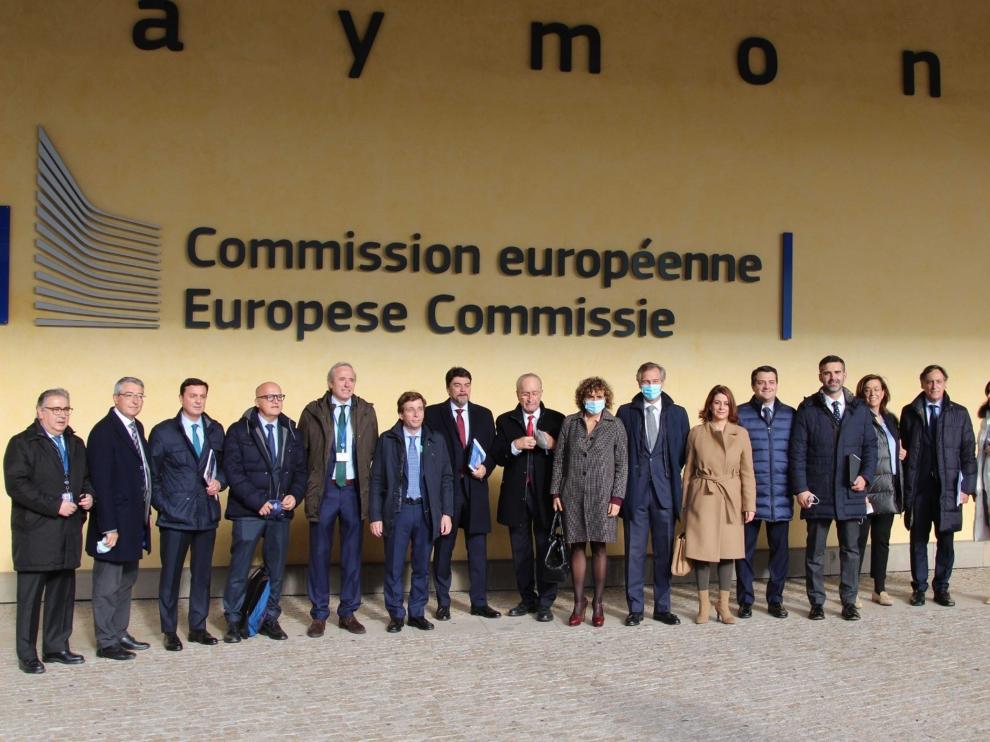 Comitiva de alcaldes y presidentes de instituciones provinciales del PP en Bruselas