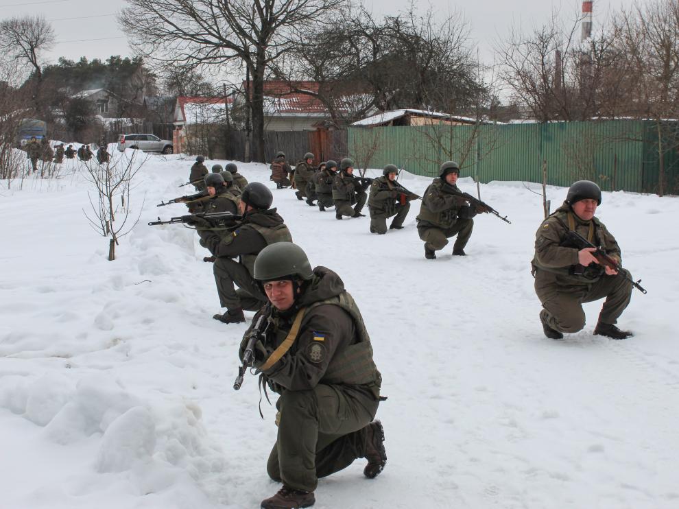 Entrenamiento del Ejército ucraniano este viernes UKRAINE CONFLICT BORDER DEFENCE EXERCISE