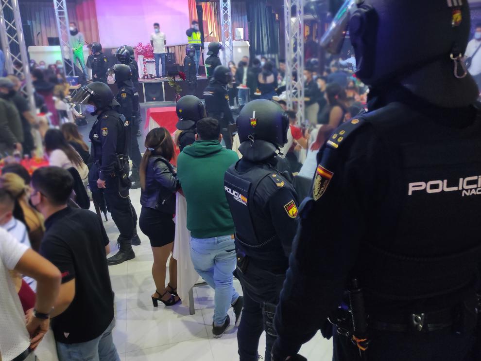 626 identificados y dos detenidos (bandas latinas) Dispositivo-especial-de-la-policia-en-zaragoza-contra-las-bandas-latinas