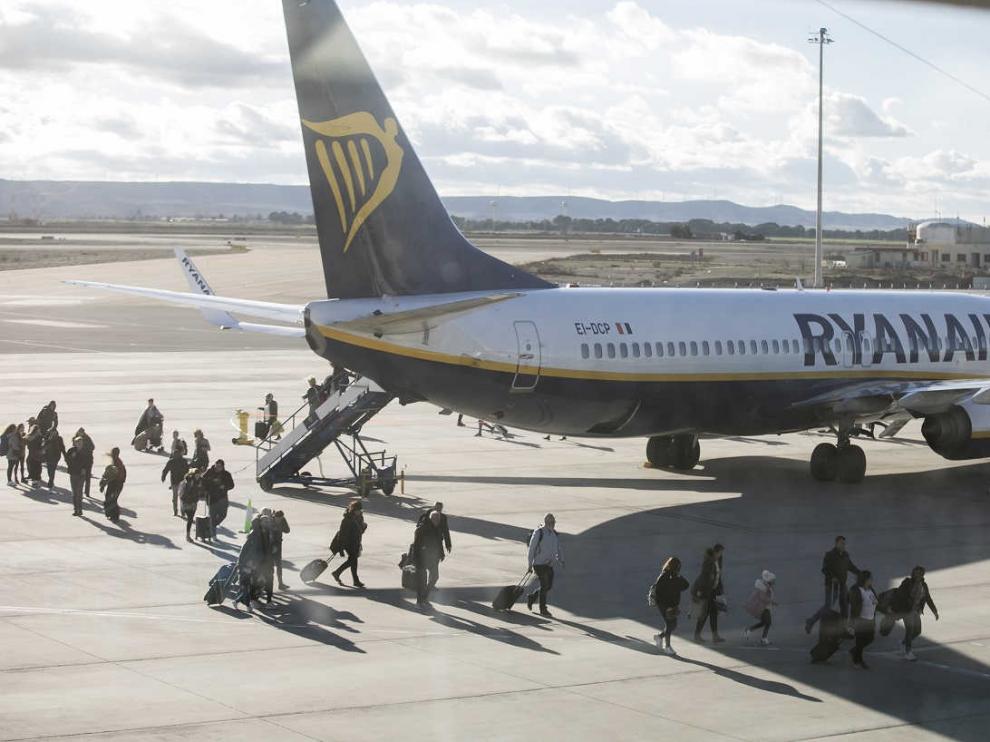 Vuelo de Ryanair desde el aeropuerto de Zaragoza.