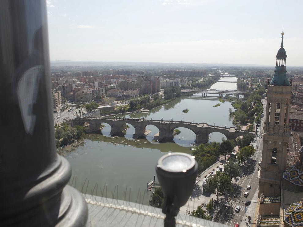 Vista de la capital desde la torre del Pilar
