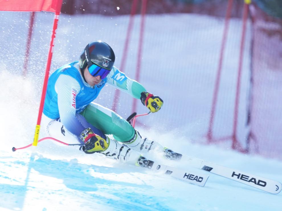 Ander Mintegui ha competido en el Mundial júnior de esquí alpino.