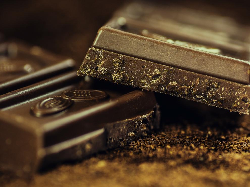 Imagen de archivo de una tableta de chocolate.