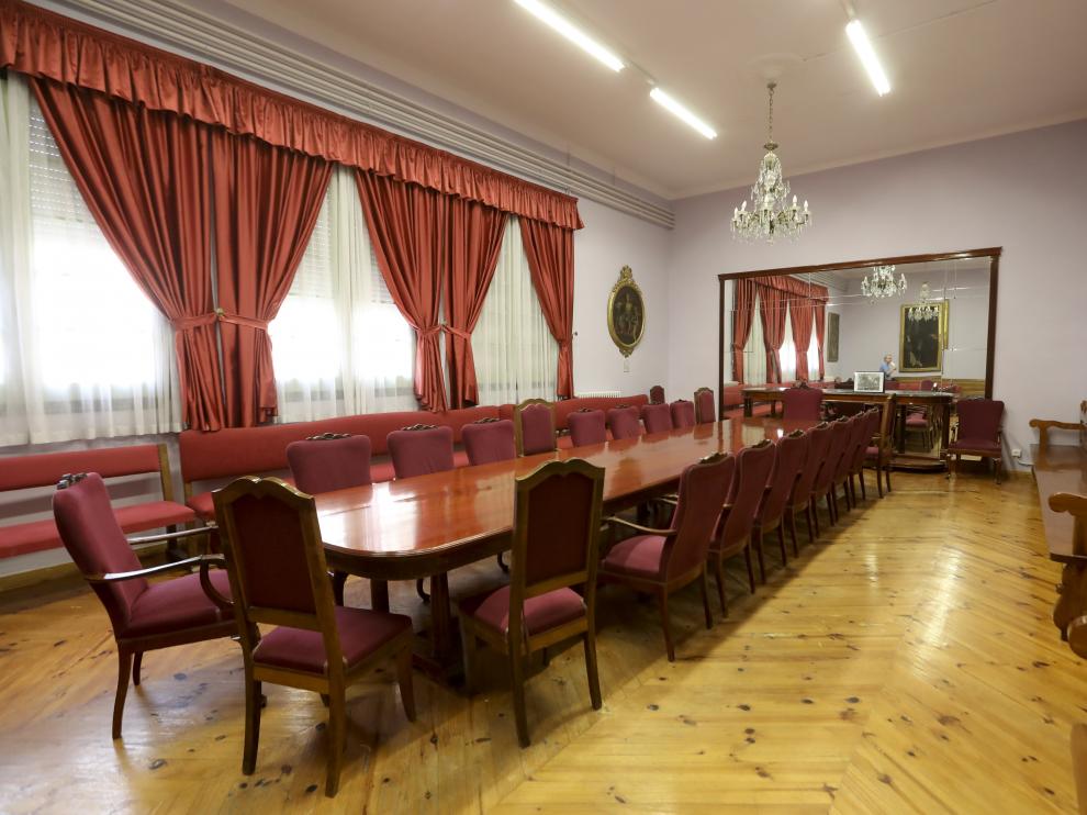 El IES Ramón y Cajal de Huesca ha recreado la Sala del Consejo de Doctores de la Universidad Sertoriana.