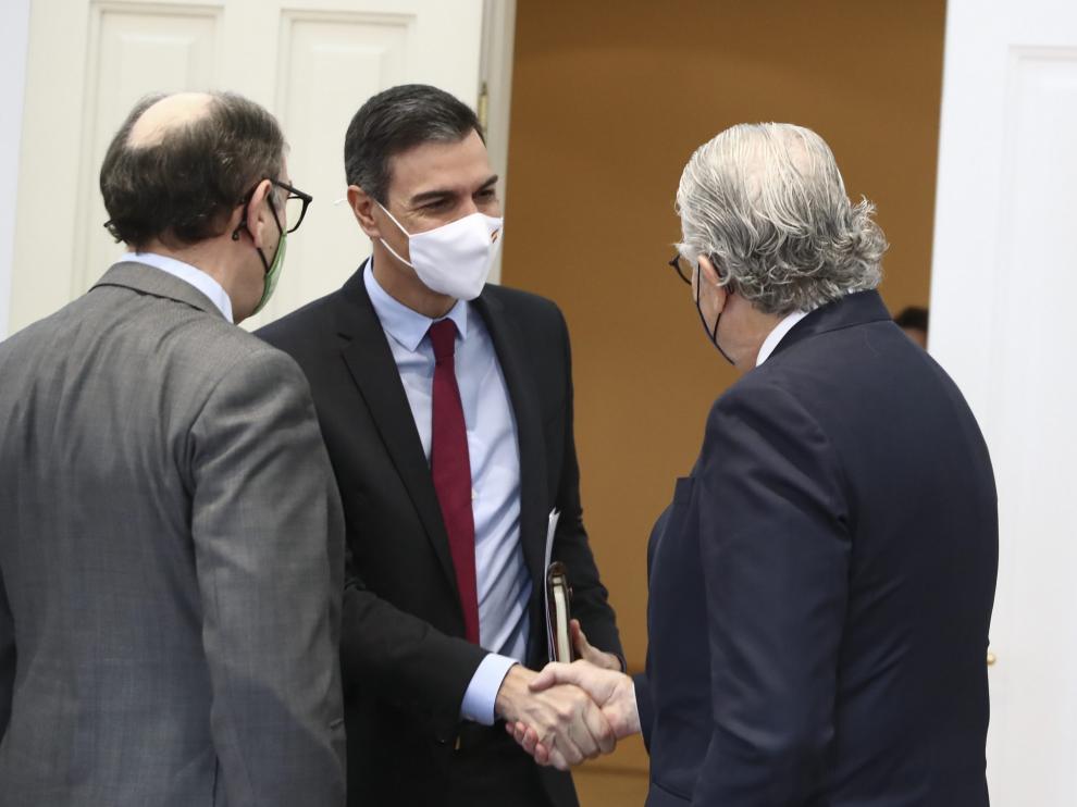 Pedro Sánchez a su llegada al encuentro con las principales eléctricas este martes.