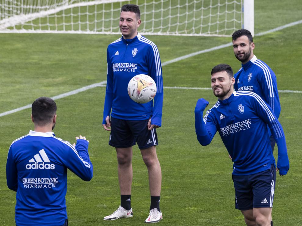 Imagen del entrenamientro del Real Zaragoza en La Romareda.