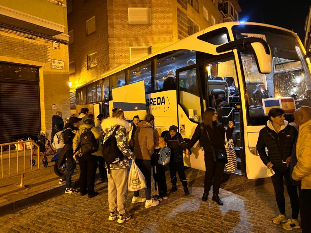 El bus, a su llegada a Zaragoza en la madrugada del lunes