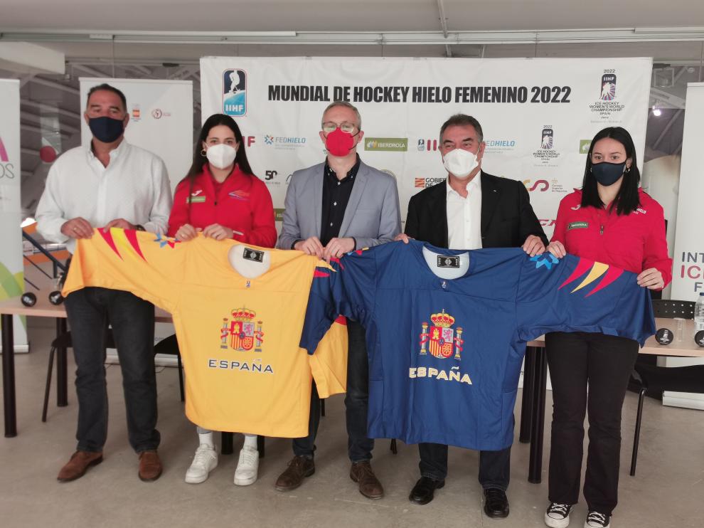 Presentación del Mundial de Hockey Hielo Femenino División II Grupo A que se celebrará en Jaca.