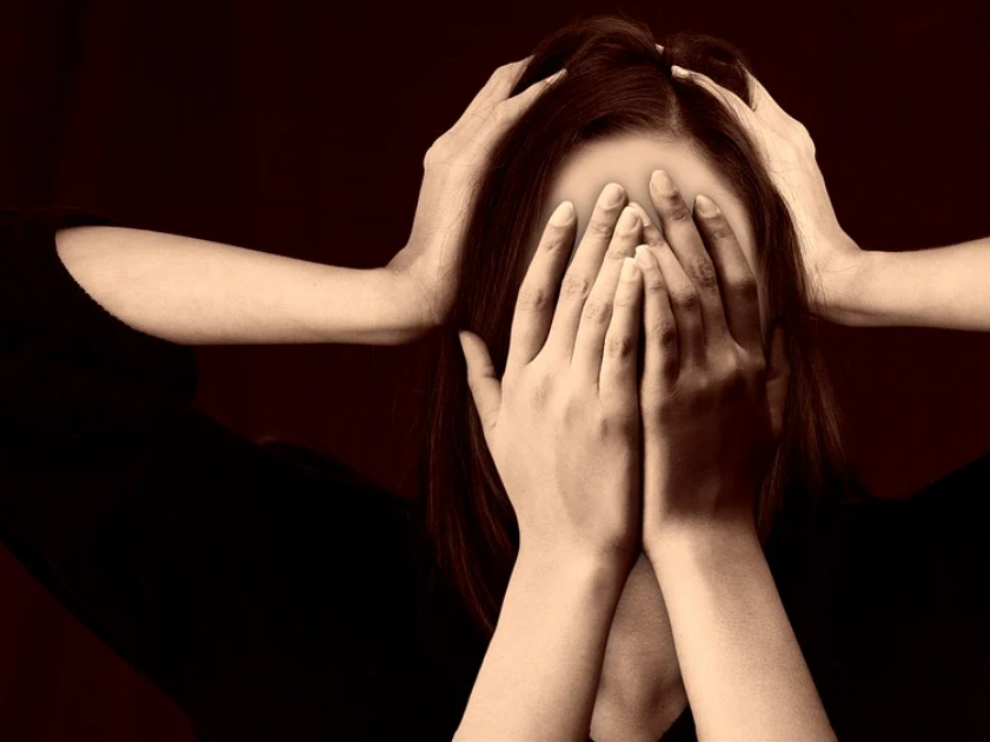Las personas que sufren trastorno bipolar tienen una difícil integración laboral si no es en puestos adaptados y específicos.
