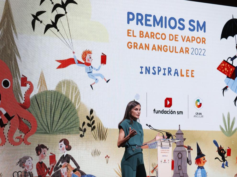 La reina Letizia preside el acto de entrega de la 44 edición de los Premios SM de Literatura Infantil y Juvenil 'El Barco de Vapor' y 'Gran Angular'