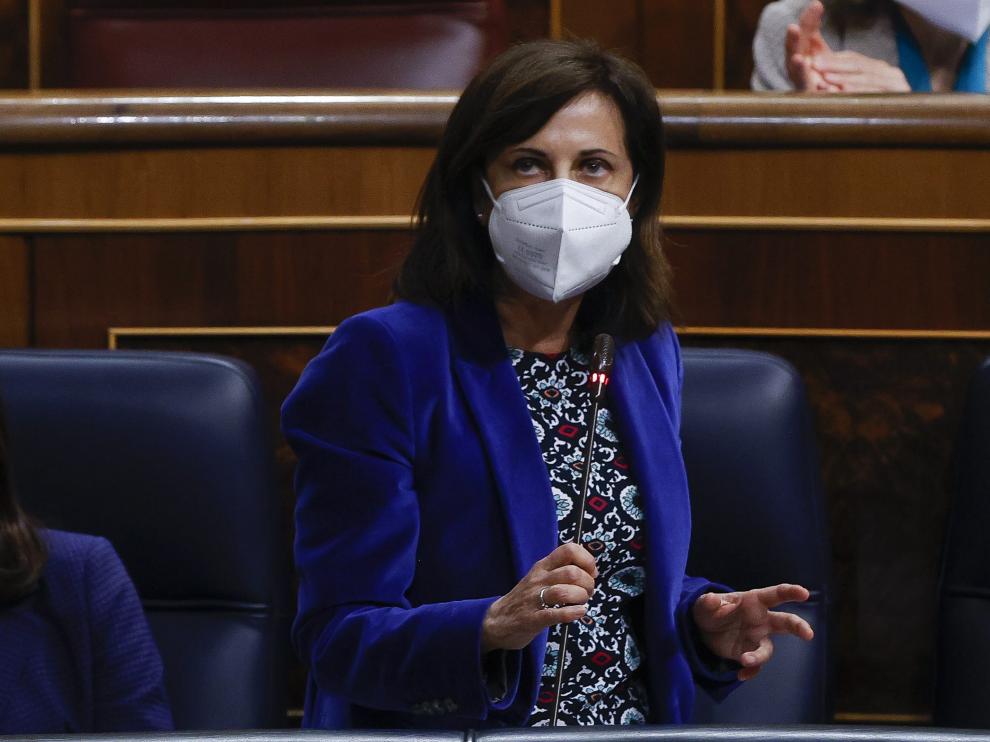 Margarita Robles durante la sesión de control este miércoles.