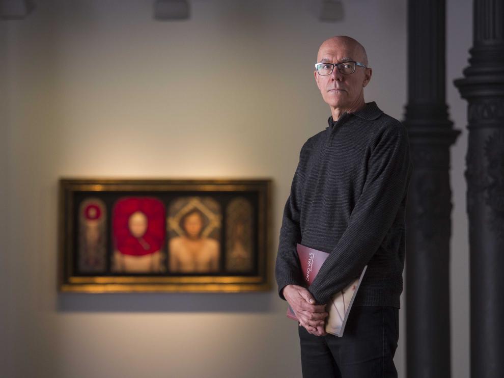 A Dino Valls le gusta ir más allá de la obviedad: hacia los secretos del corazón, las psicopatías y la belleza turbadora.