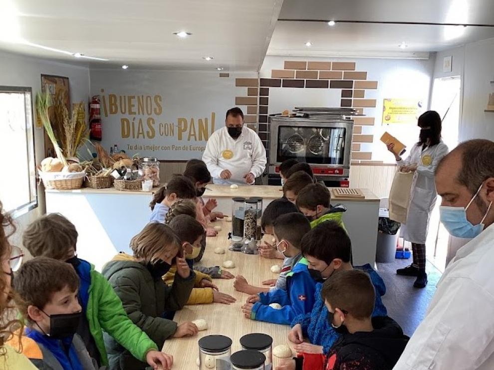 Los escolares aprenderán a hacer pan y sus cualidades.