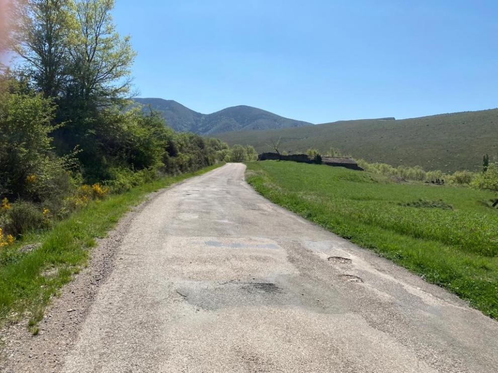 Carretera de acceso a Nocito.