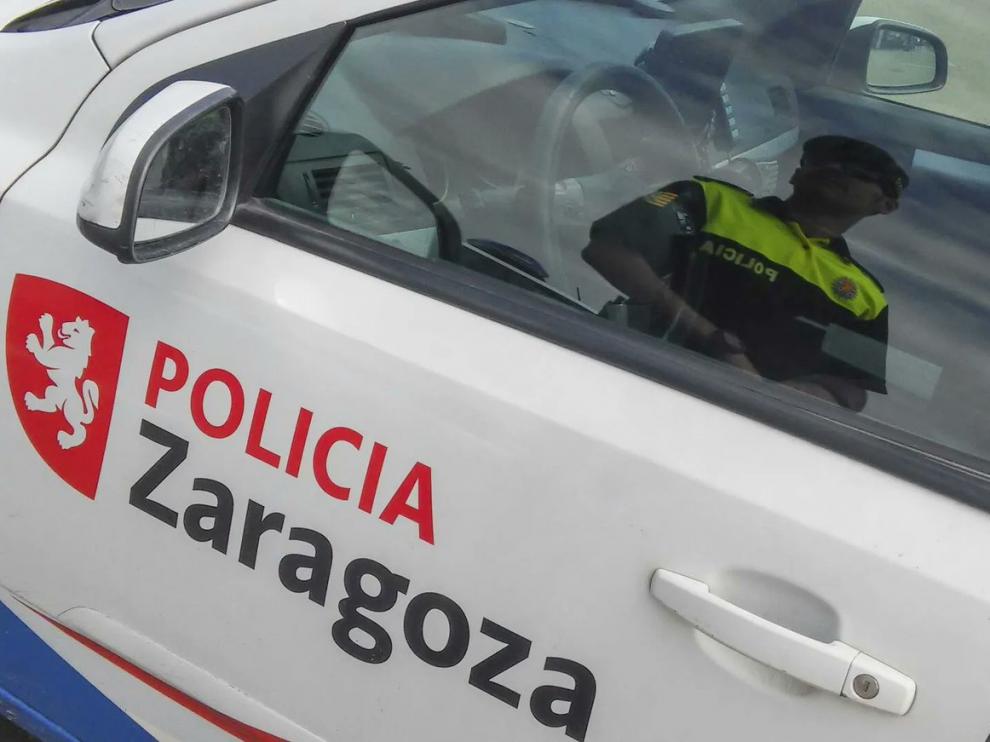 Coche de la Policía Local de Zaragoza
