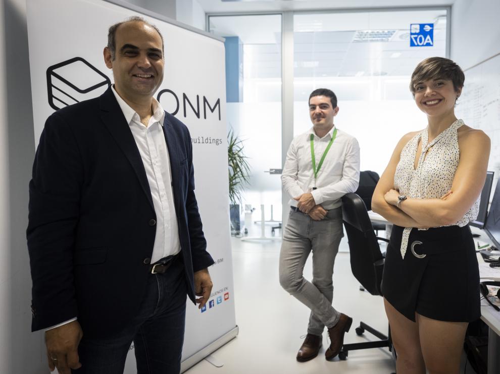 Pablo Carranza, María Salas y Javier Giménez, de Bionm Arquitectura, en La Terminal de Etopia.