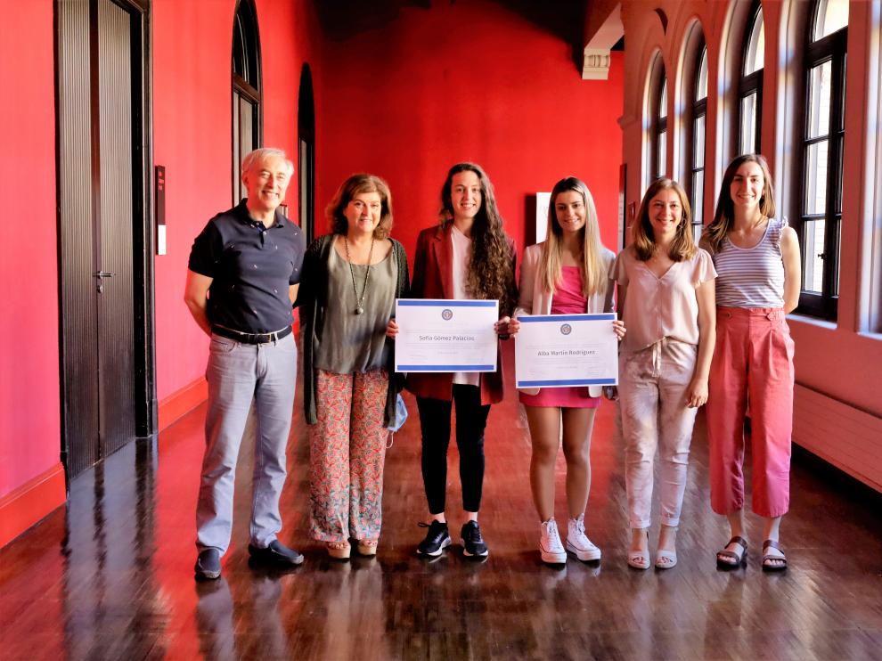 Ganadoras de los primeros Premios TFG-TFM 'Diversidad Afectivo Sexual'