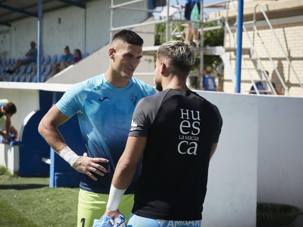 Derrota de la SD Huesca ante el Eibar en Tafalla (1-3)