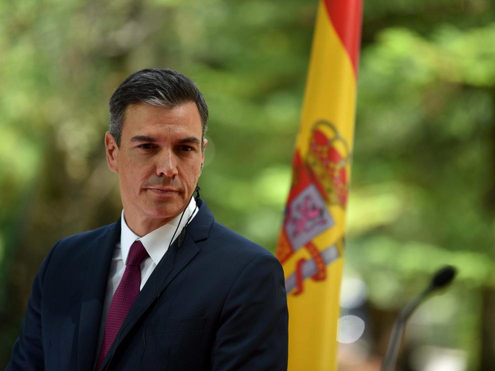 Pedro Sánchez durante su visita a Montenegro