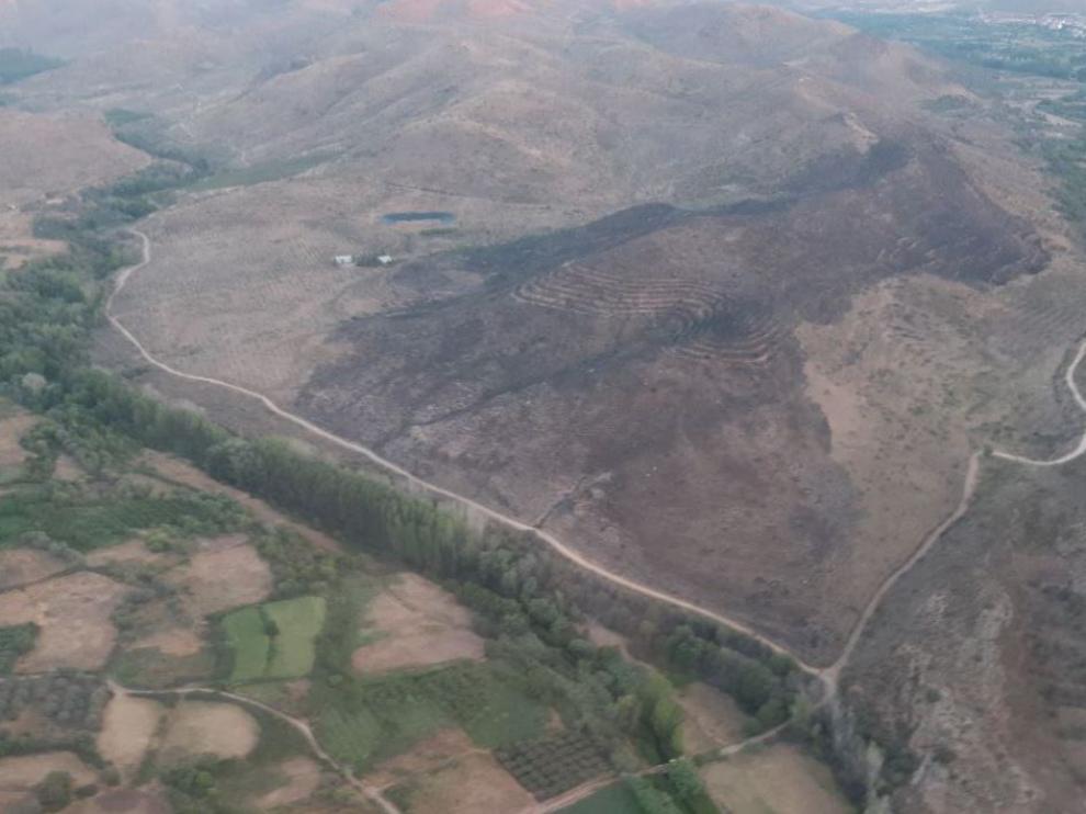 La superficie orientativa quemada ha sido de unas 30 hectáreas de pastizal y matorral.