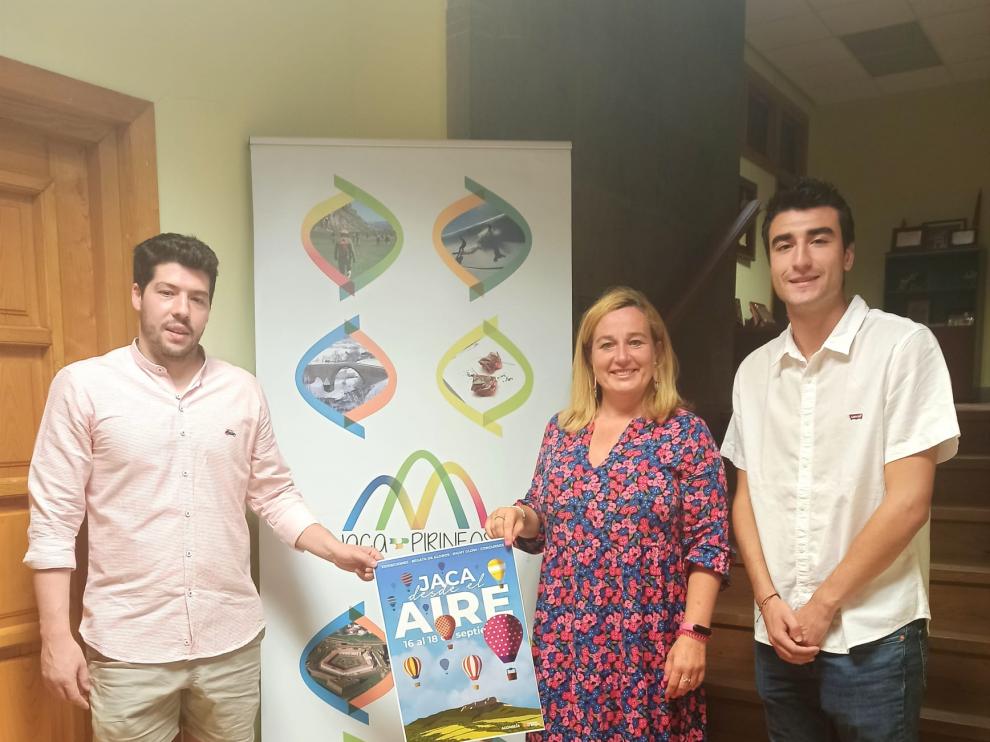 Presentación de 'Jaca en el aire', la regata aérea de la Jacetania.