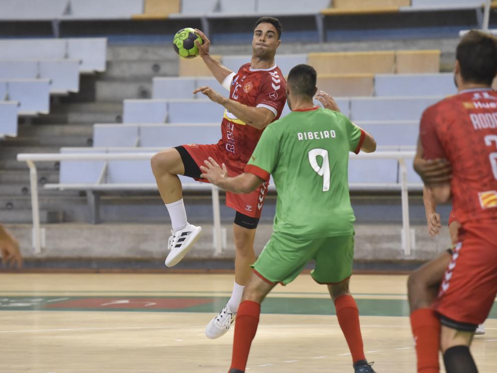 Amistoso entre el Bada Huesca y el Marítimo de Portugal.