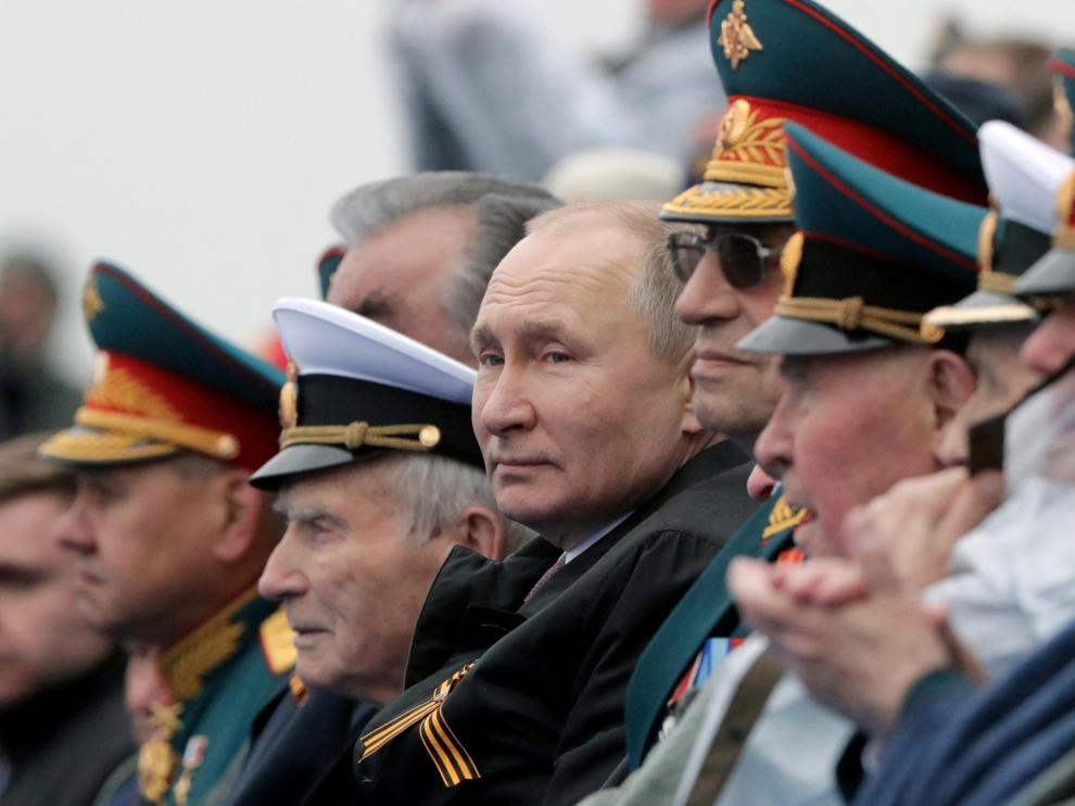 Foto de archivo de Putin en el pasado desfile del Día de la victoria.