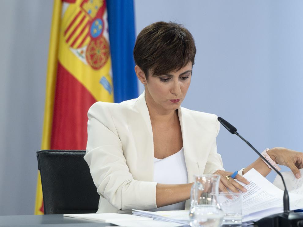 Isabel Rodríguez tras el Consejo de Ministros, este martes.