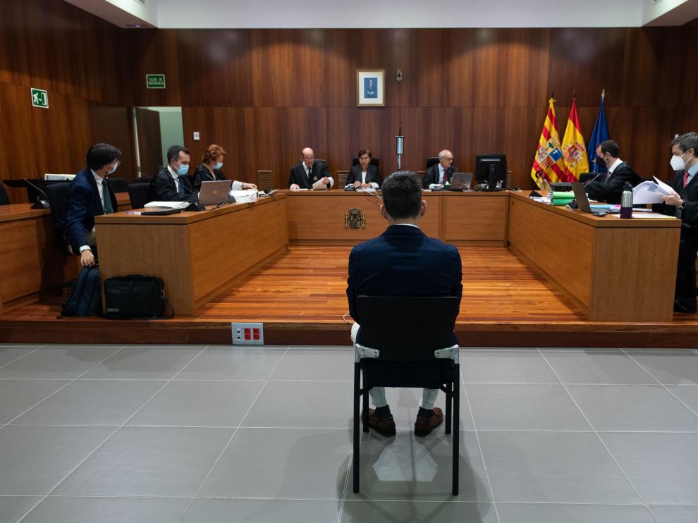 El acusado, ahora absuelto, durante una de las sesiones celebradas en la Audiencia Provincial de Zaragoza.