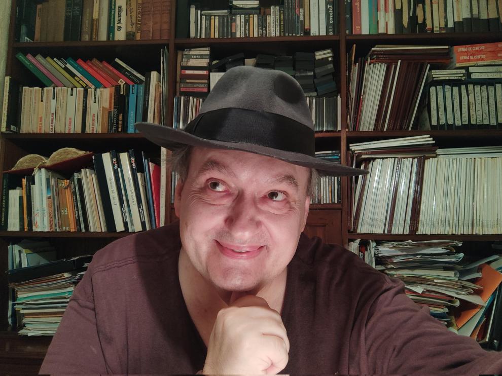 El autor de 'Zarabandagoza', Carlos Villarubia.