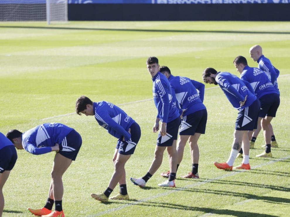 Marcos Luna, en el entrenamiento del Real Zaragoza en La Romareda.