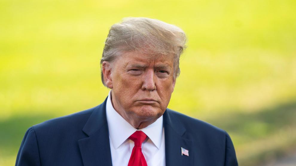 Washington (United States), 16/09/2019.- (FILE) - US President Donald J. Trump speaks to the media before embarking on a West Coast swing from the South Lawn of the White House in Washington, DC USA, 16 September 2019 (reissued 07 October 2019). A US federal judge on 07 October 2019 dismissed a lawsuit by President Trump's lawyers that was aimed at blocking Manhattan district attorney office's subpoena for eight years of Trump's tax returns. (Estados Unidos) EFE/EPA/JIM LO SCALZO Federal judge paves way for a subpoena of eight years of President Trump's tax returns