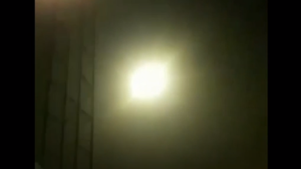 Una imagen del vídeo que recoge el impacto de un misil en el avión ucraniano derribado en Irán.