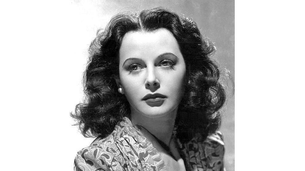 Hedy Lamarr inventó el espectro ensanchado, precursor de las comunicaciones inalámbricas, además de ser actriz.