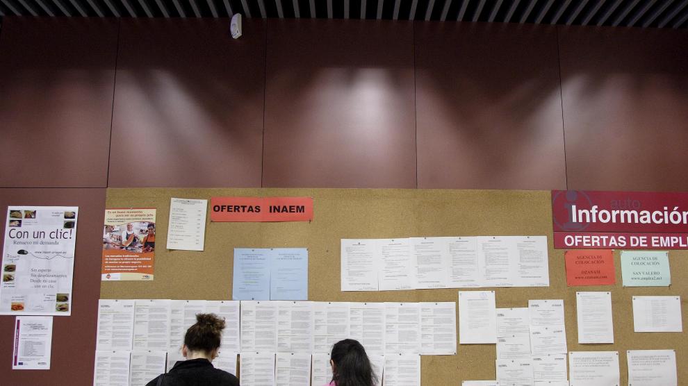 Los jóvenes están siendo paganos del impacto de la covid en el mercado laboral.