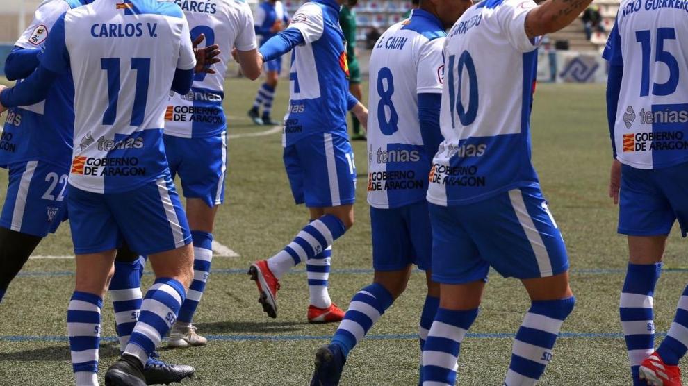 Celebración del segundo tanto del Ejea, obra de Carracedo.