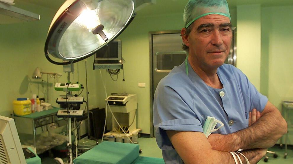 En recuerdo del doctor Ricardo Lozano Mantecón Plantada en la sala de