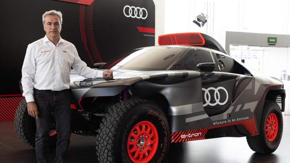 Carlos Sainz, con el Audi RS Q e-tron con el que correrá el próximo Dakar