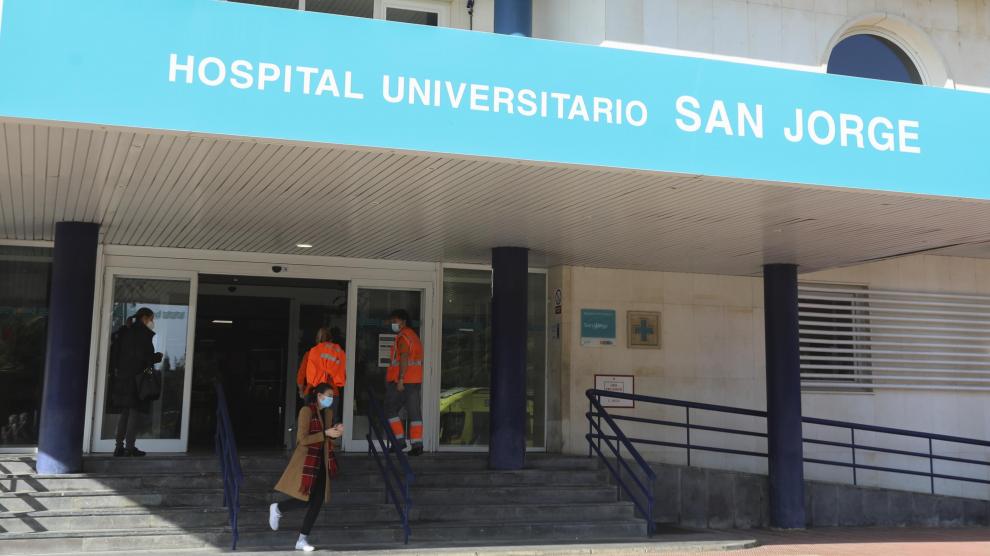 Acceso principal al Hospital Universitario San Jorge de Huesca.