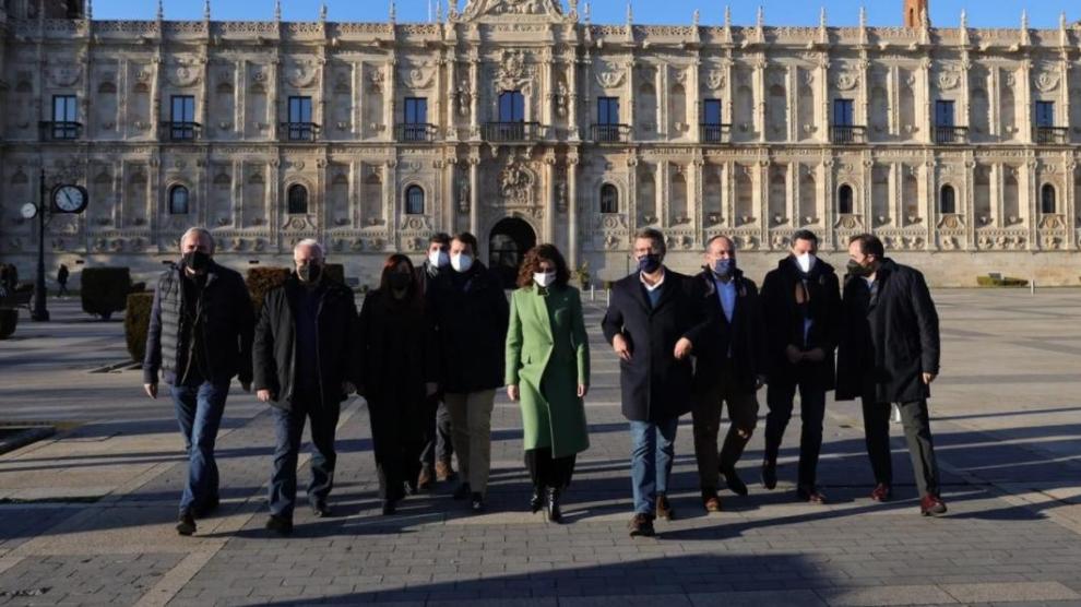 Los barones del PP, en su llegada al XIV Congreso del Partido Popular de Castilla y León.