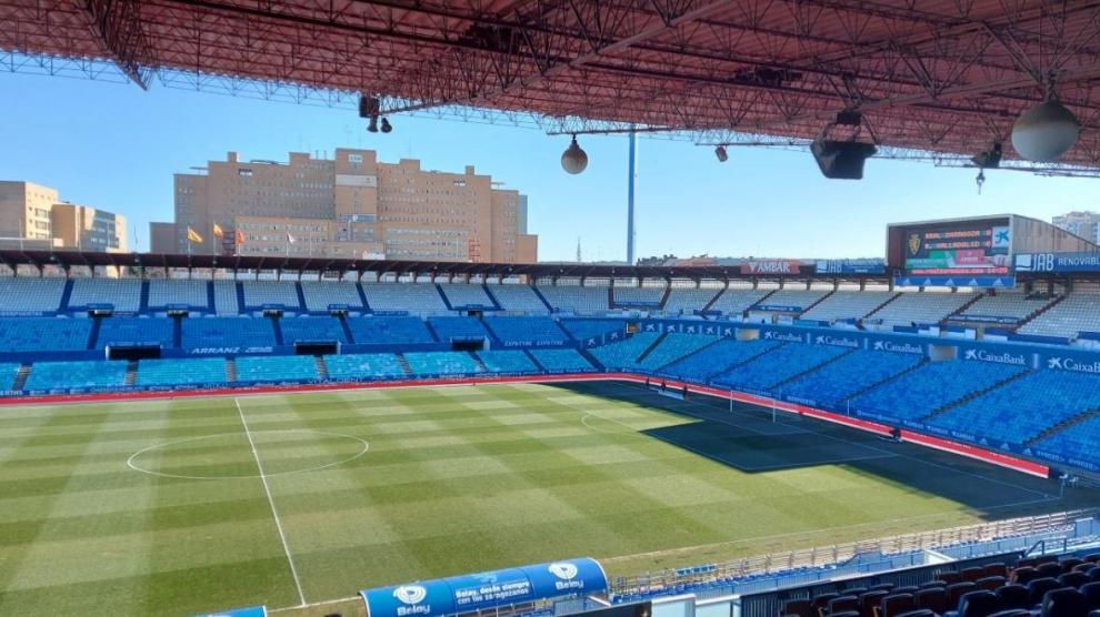 Estadio de La Romareda, dos horas antes del inicio del partido Real Zaragoza-Real Valladolid de este sábado.
