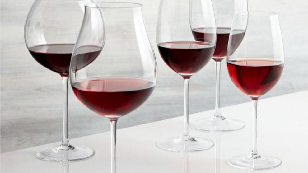 La UE estudia poner trabas a la difusión del vino.
