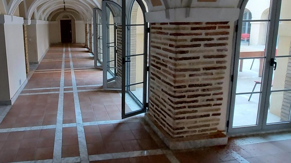 El centro de acogida temporal de refugiados de Cáritas Huesca estará ubicado en la antigua residencia de los Carmelitas.
