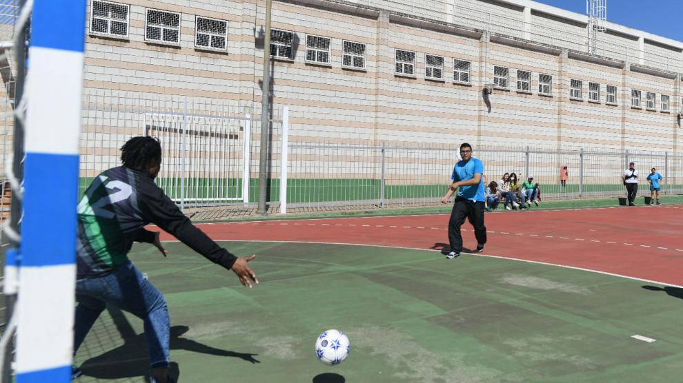 La jornada deportiva para personas sin hogar se ha celebrado en el centro deportivo municipal La Granja.