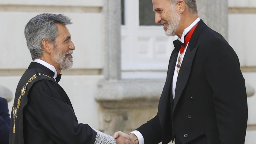 Carlos Lesmes saluda al rey Felipe VI en la apertura del Año Judicial 2022.