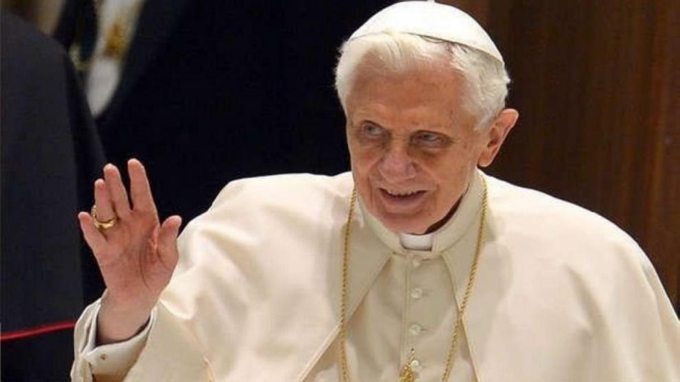 El papa emérito Benedicto XVI falleció este sábado a los 95 años de edad. Fue el primer pontífice de la época moderna que renunció al sillón de San Pedro.